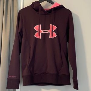 Under armoir sweatshirt